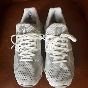 Women's On Cloud CloudSwift Size 7 1/2